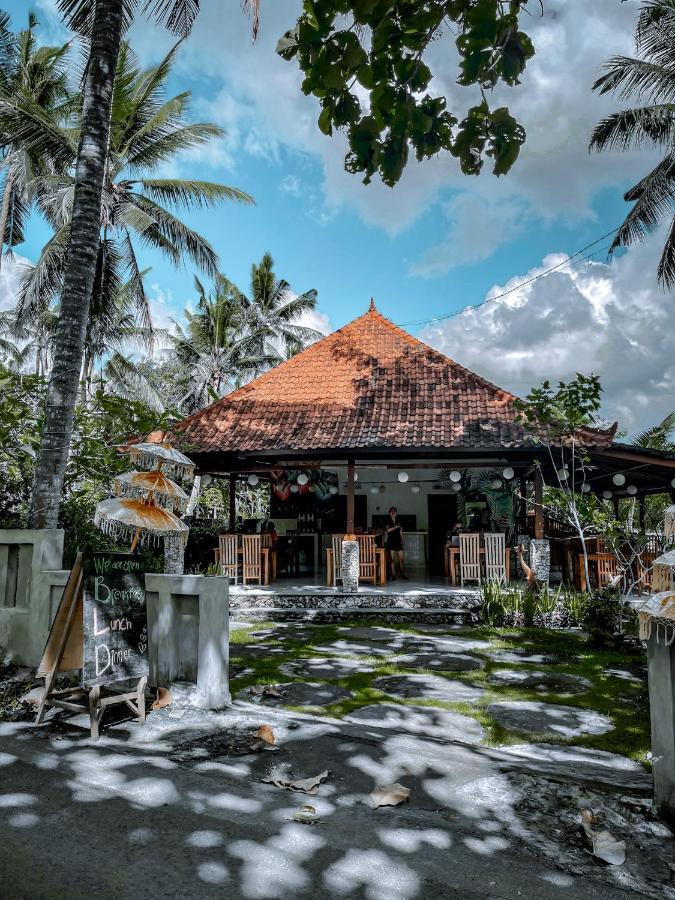 Mertha Sari Resto & Bungalow Klungkung 外观 照片
